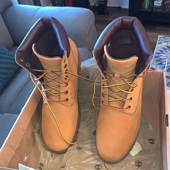 Timberland Other - Timberland NewMarket Work Boot Men’s 12 Pre-Owned Nubuck Leather. Like new.